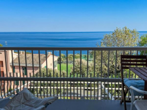 FANTASTICO APPARTAMENTO CON VISTA MARE IN PINETA